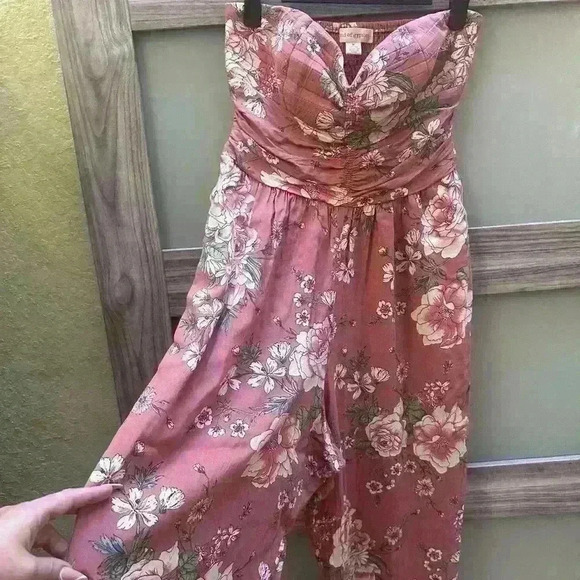 Band of Gypsies Floral Strapless Jumpsuit Size M ♥️ - Picture 2 of 8